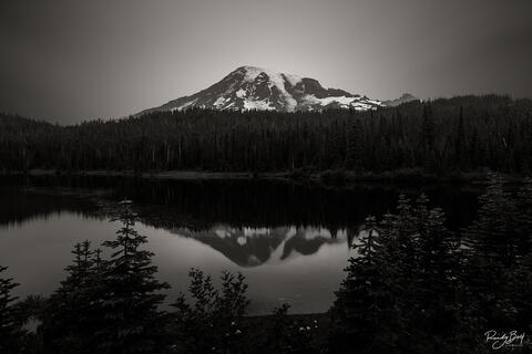 WHAT MAKES A GOOD BLACK AND WHITE PHOTO