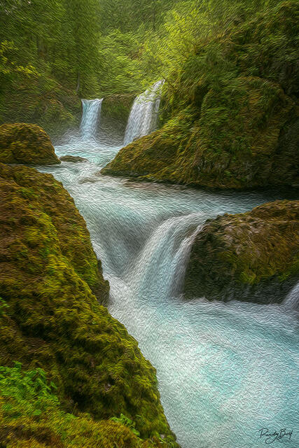 Spirit falls in the Columbia gorge