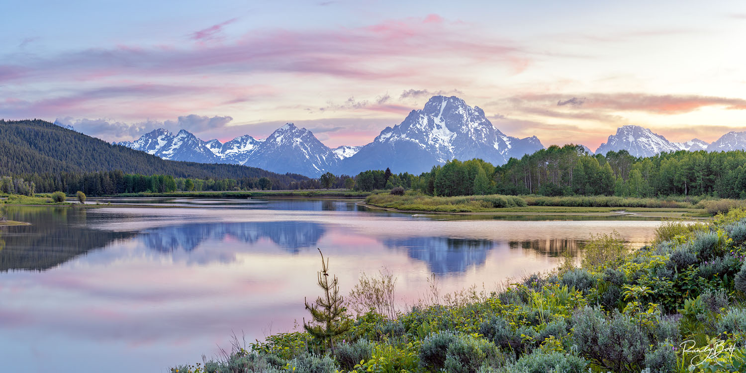 panoramic view of Mount Moran from Oxbow bend in the Grand Teton National Park.